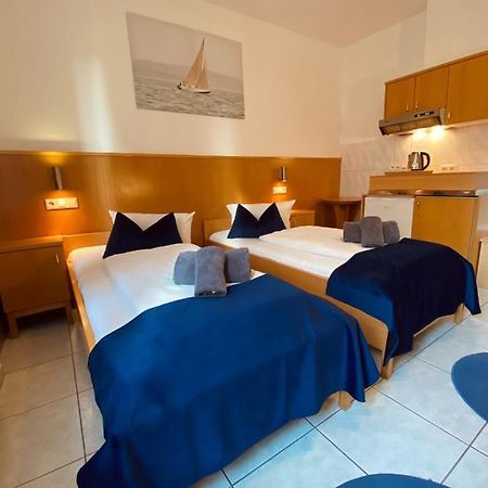 שטוטגרט Hotel La Ferte מראה חיצוני תמונה